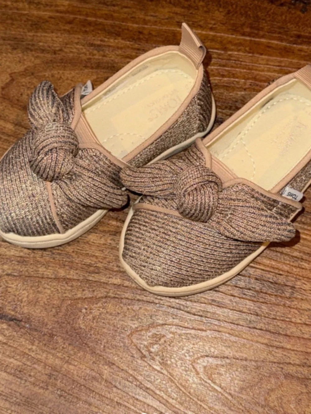 TOMS Alpargata Kids Sparkle Design Espadrilles with Bow/Knot Detail - Toddler 5